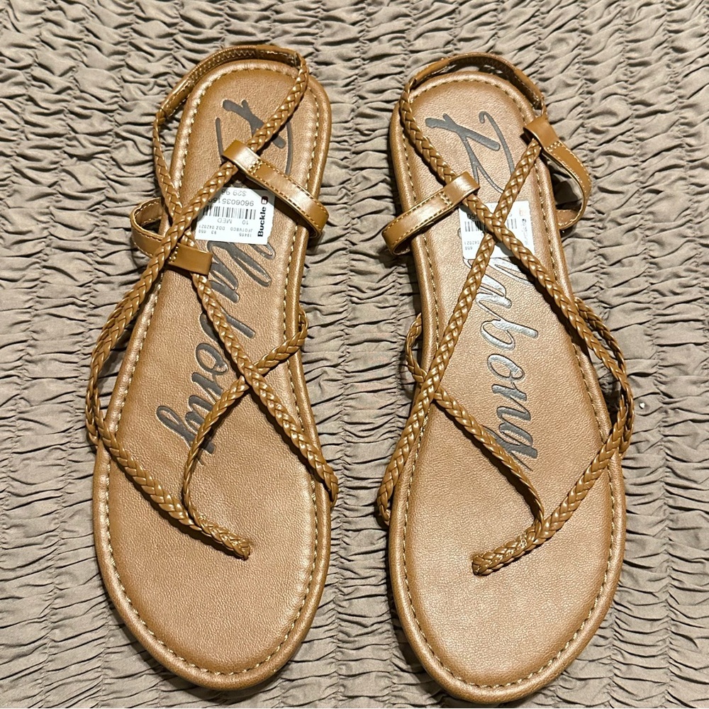 Brand New Size 10 Brown Buckle Sandals
